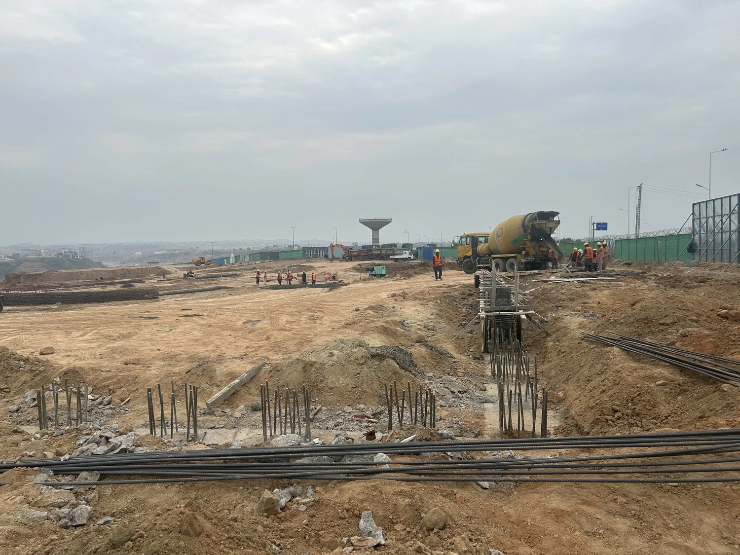The excavation protection system on the Novacare Hospital Islamabad site